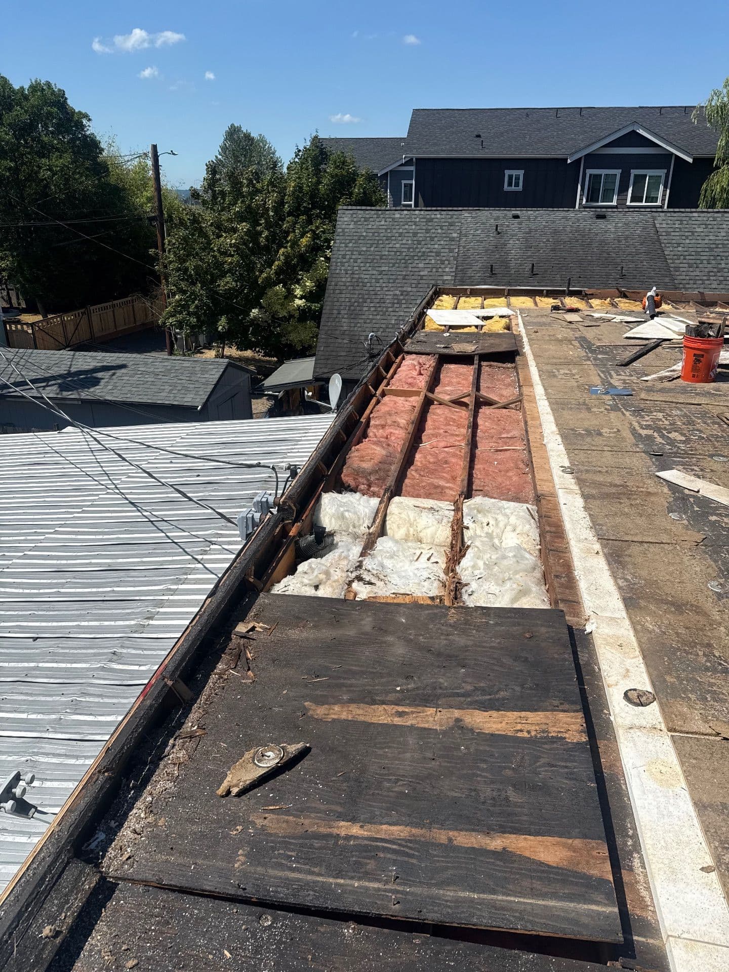 Gallery photos for Expert Flat Roof and Shingle Roof Transformation: Image #2