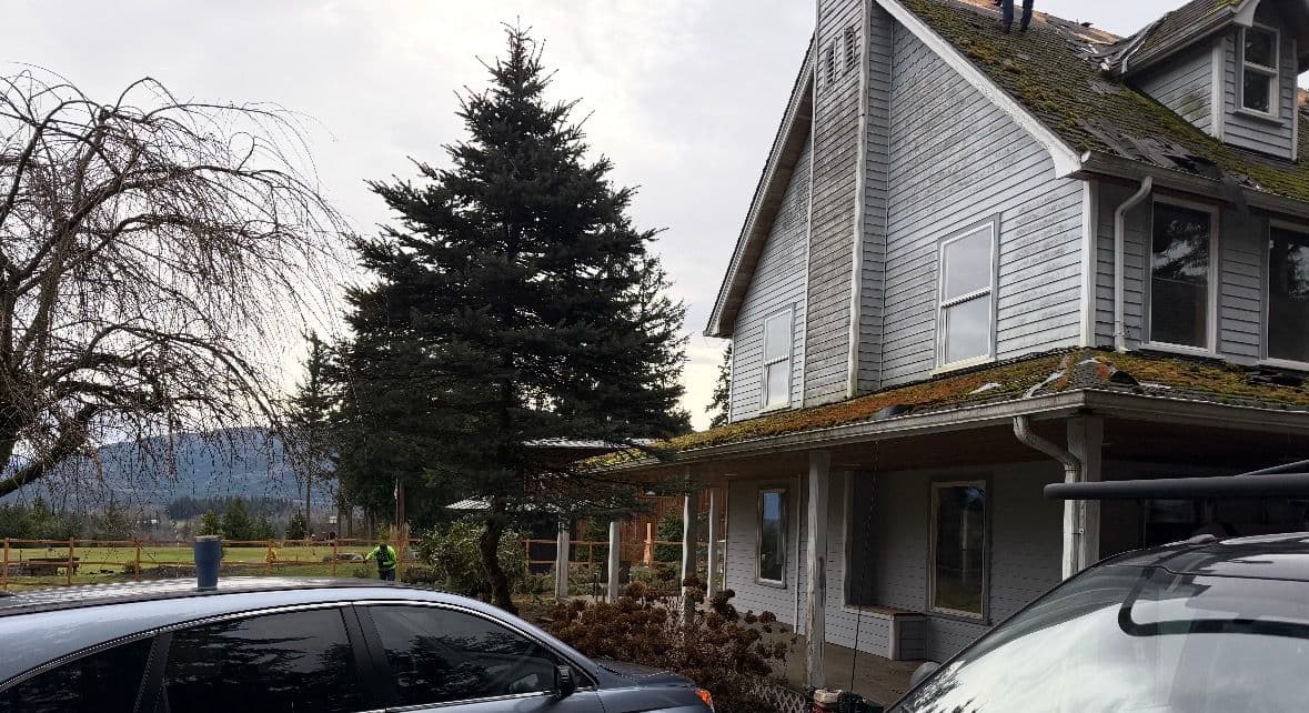 Gallery photos for Mount Vernon Roof Replacement with Metal and Architectural Shingles: Image #1