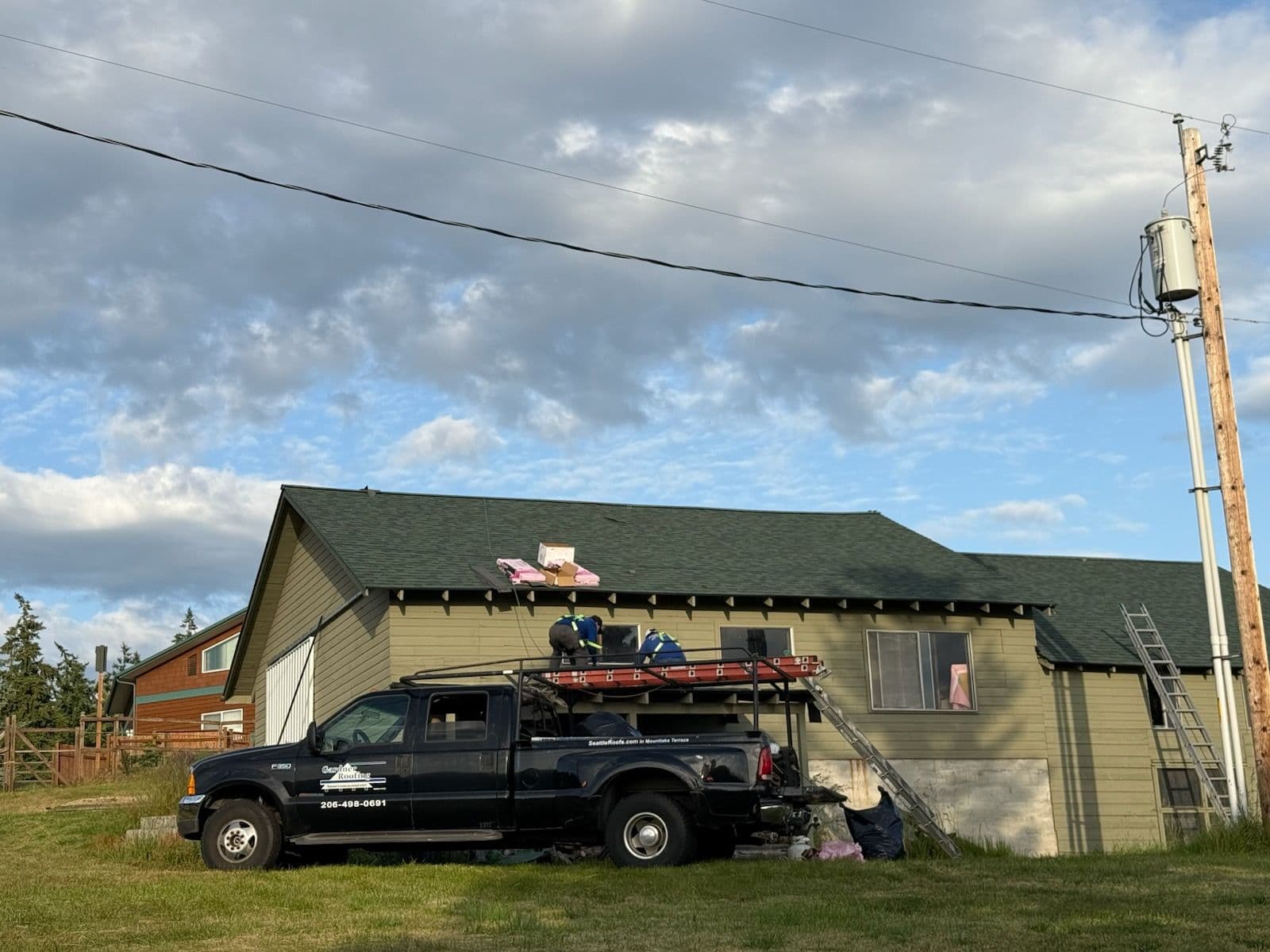 Chateau Green Shingle Revamp in Clinton WA