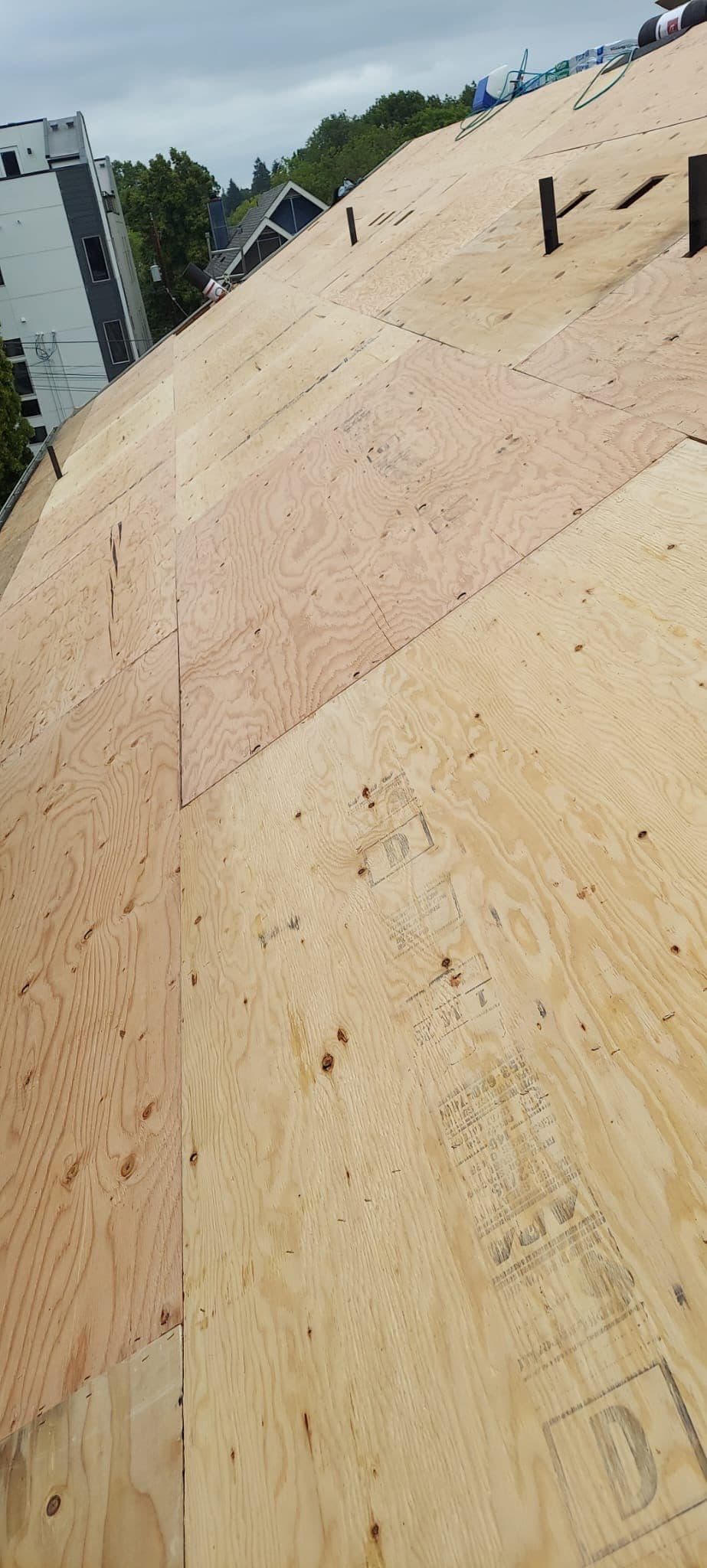 Gallery photos for Comprehensive Roof Transformation with Malarkey Vista Shingles: Image #2